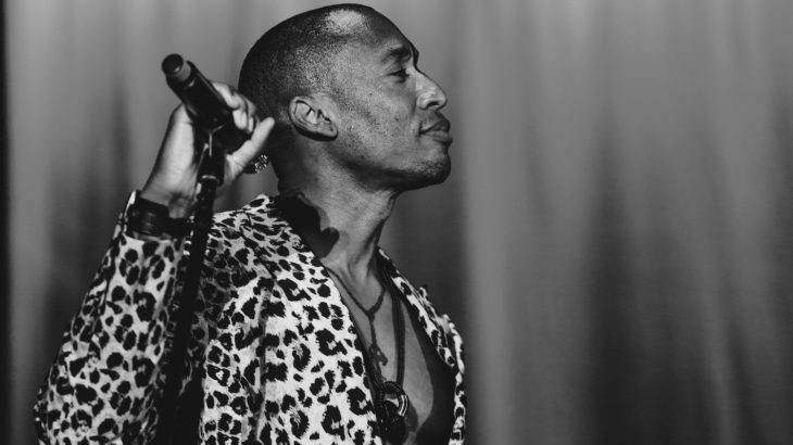 Raphael Saadiq (c) Mel D. Cole
