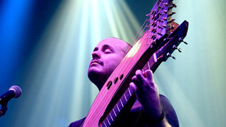 Andy McKee (c) Bill Ellison